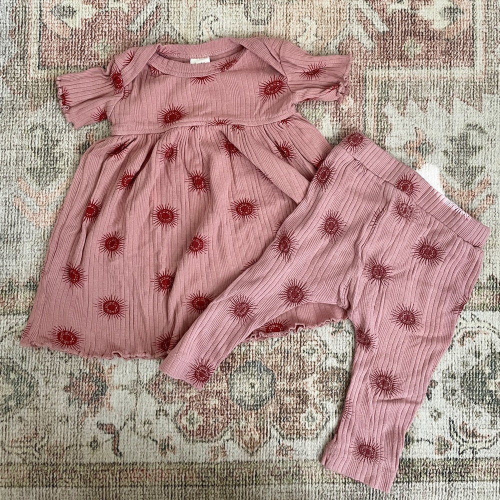 Kate Quinn Two Piece Mauve Suns Dress and Pants